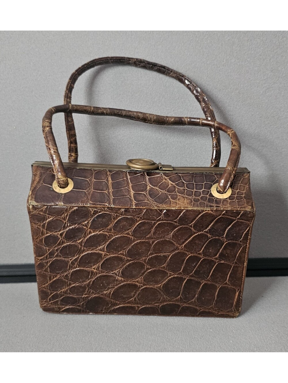 VINTAGE DEITSCH GENUINE CROCODILE/ALLIGATOR  PURSE BROWN MID CENTURY